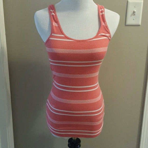 Tank top bundle - Picture 6 of 7